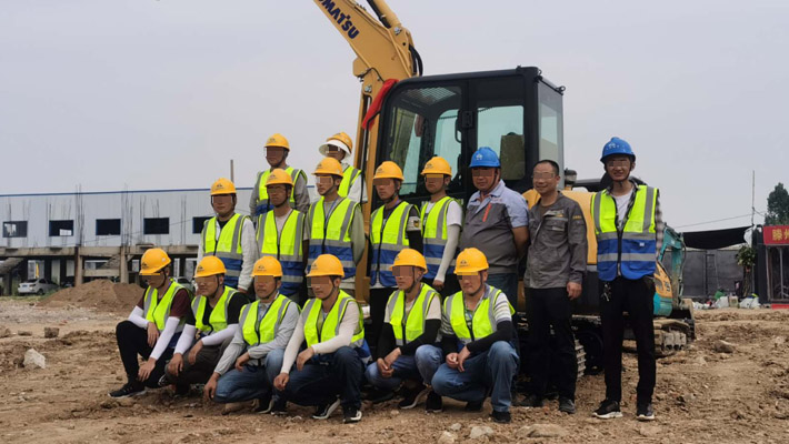 挖掘机操作证考那个部门的才有用